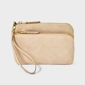 Universal-thread Women's Cream and Tan Wallet-purses